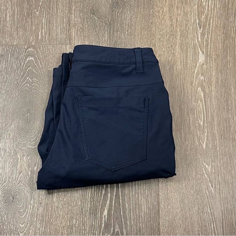 Lululemon ABC Classic Pant‎ Sz 30